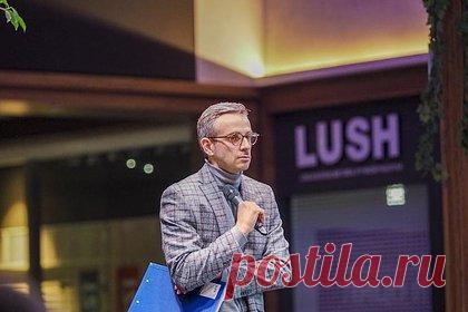 Главред Republic прокомментировал объявление в розыск. Главный редактор издания Republic (внесено Минюстом в реестр СМИ, выполняющих функции иностранного агента) Дмитрий Колезев прокомментировал объявление его в розыск. «Чтобы много раз не отвечать одно и то же: понятия не имею, по какому делу, о возбуждении и розыске узнал из СМИ», — написал он.