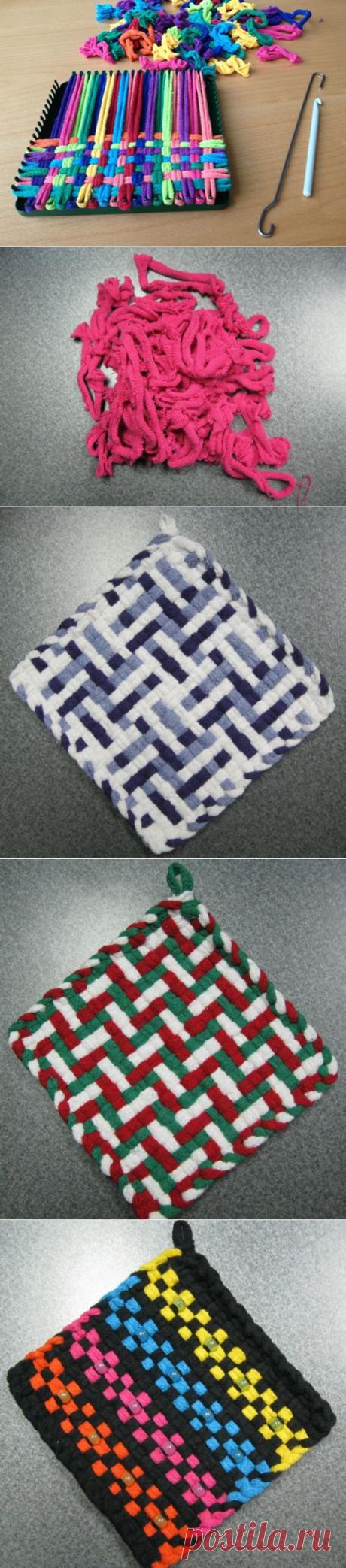 Прихватки тканые на квадратной рамке.