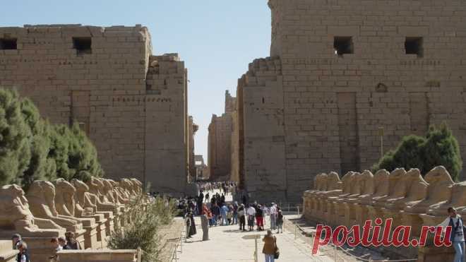 Карнакский храмовый комплекс в Луксоре