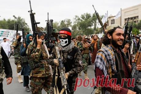 Талибы решили вернуть забивание камнями, порку и ампутацию конечностей. Верховный лидер Афганистана, представитель «Талибана» (организация признана террористической и запрещена в РФ) Забхиулла Муджахид приказал судьям соблюдать все аспекты исламского права, включая публичные казни, забивание камнями и порку, а также ампутацию конечностей ворам.