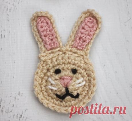 Repeat Crafter Me: R is for Rabbit: Crochet Rabbit Applique