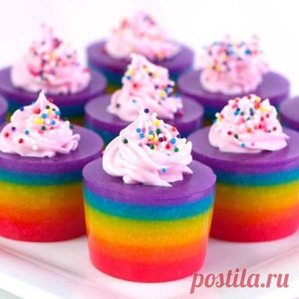 РАДУЖНЫЙ КОКТЕЙЛЬ-ЖЕЛЕ
