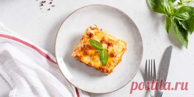 Лазанья с говядиной и сырным соусом: рецепт - Лайфхакер