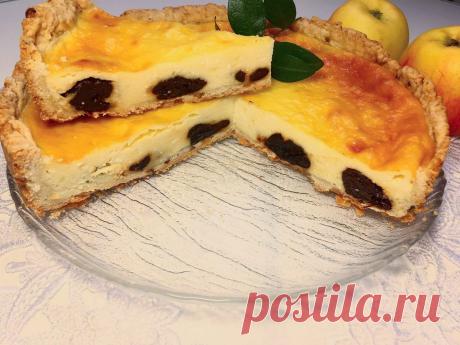 Все попросят добавки. Творожный пирог с черносливом — лучшее лакомство Ингредиенты: Пшеничная мука 200 г Творог 200 г Яйцо 3 шт. Чернослив 225 г Сливочное масло 100 г Сахар 85 г Черносмородиновый ликер 50 мл Фундук 30 г Молоко 2 ст. л. Ванильный сахар 10 г Приготовление: Чернослив замочите в алкоголе...