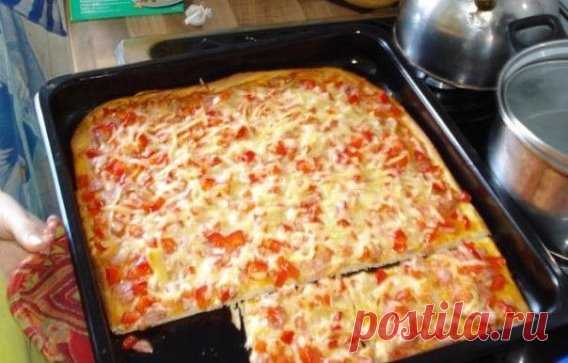 9 рецептов для любителей пиццы
1. Пицца с вкусным краешком
2. Пицца «Замечательная»
3. Пицца по-домашнему
4. Деревенская пицца
5. Пицца на сковороде за 10 минут
6. Отличное тесто для пиццы
7. Пицца «Любимица»
8. Тонкое тесто для пиццы
9. Пицца 