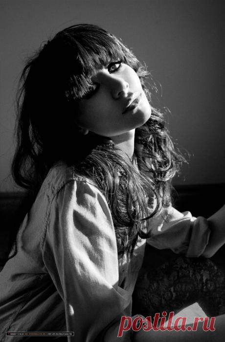 Эшли Олсен(Ashley Olsen) в фотосессии Себастьяна Фаены(Sebastian Faena) (2009).
