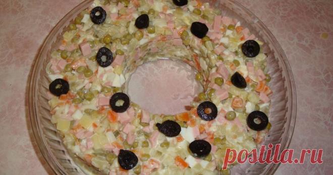 Как сделать Салат Оливье вкуснее Автор рецепта Елена Авдеева Классный рецепт - Как сделать Салат Оливье вкуснее! Все любят салат Оливье. Хочу вам предложить маленький секретик, который сделает салат намного вкуснее и понадобится меньше майонеза, он будет хорошо пропитан и увлажнен.

https://www.youtube.com/watch?v=adqI5QoZHq4