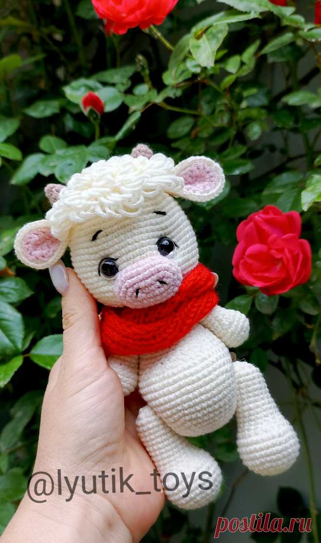 PDF Телёнок Боб крючком. FREE crochet pattern; Аmigurumi toy patterns. Амигуруми схемы и описания на русском. Вязаные игрушки и поделки своими руками #amimore - телёнок, корова, коровка, бык, бычок из обычной пряжи.