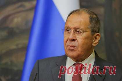 Лавров назвал виновного в разрушении территориальной целостности Украины. Глава МИД России Сергей Лавров заявил, что именно западные страны разрушили территориальную целостность Украины. Это произошло, когда лидеры государств признались в неисполнении Минских соглашений. Они «нужны были только для того, чтобы выиграть время с целью пополнения военных арсеналов украинского режима».