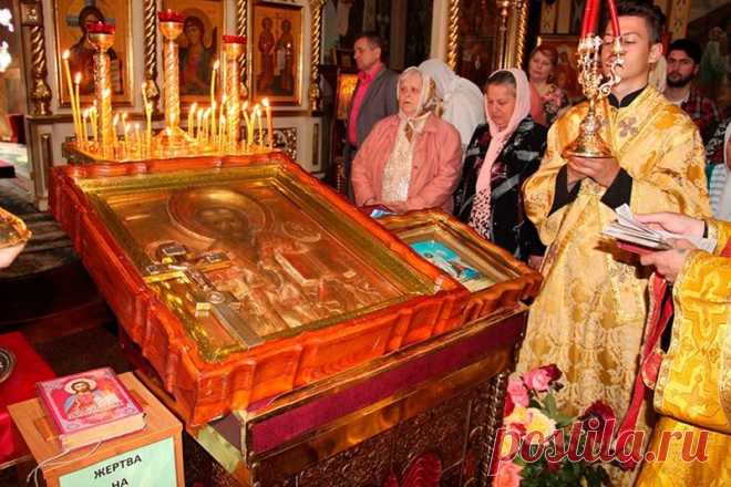 Запреты на светлый праздник Николая Чудотворца 22 мая 2018 года 
22 мая — особенный день в православном календаре. Именно в этот день верующие отмечают День Николая Чудотворца. Его еще называют Николаем Летним, ведь зимний праздник отмечают 19 декабря, а осенний —…