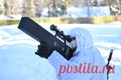 Офицер отряда «Шторм» рассказал о борьбе с дронами в зоне СВО. Российские военные в зоне проведения СВО работают над тем, чтобы лучше противостоять дронам. Об этом рассказал замкомандира отряда «Шторм» 136-й отдельной мотострелковой бригады Сухопутных войск России с позывным Лотос. При этом, по словам Лотоса, сегодня нет гарантированных средств противодействия.