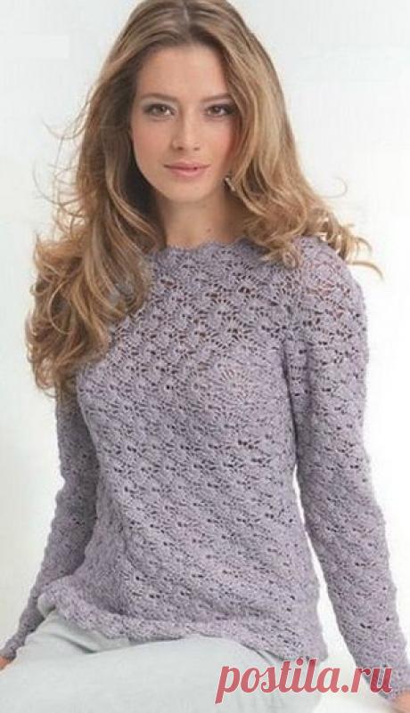 Ажурный пуловер с узором &quot;Веер&quot; связан крючком