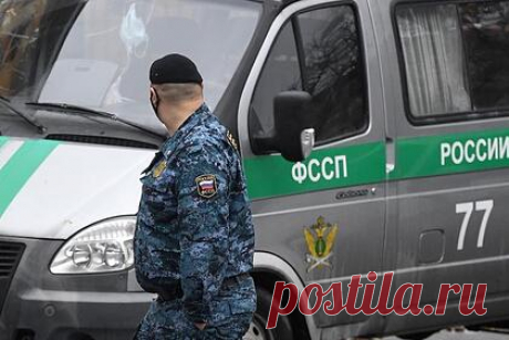 Командовавшего спецназом «Вымпел» генерала ФСБ объявили в розыск. 2-й Западный окружной военный суд объявил в розыск бывшего командира центра спецназа ФСБ «Вымпел» генерала Владимира Подольского, обвиняемого в мошенничестве. После отмены оправдательного приговора уголовное дело в отношении чекиста и его подельников вновь поступило в суд на новое рассмотрение.