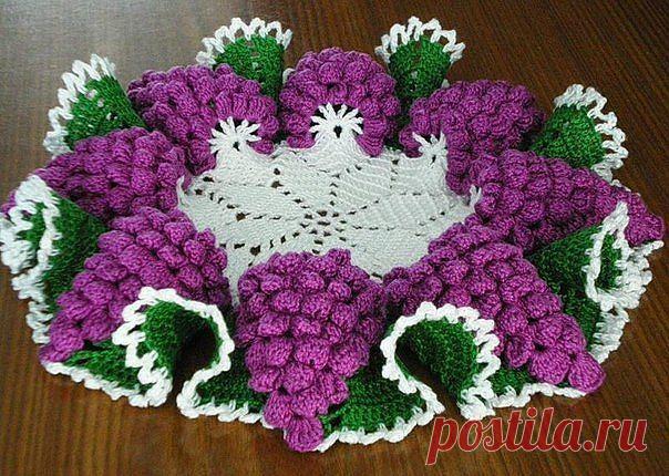 Оригинальная салфетка крючком.