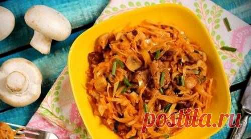 Тушеная в мультиварке капуста с мясом и грибами / Простые рецепты