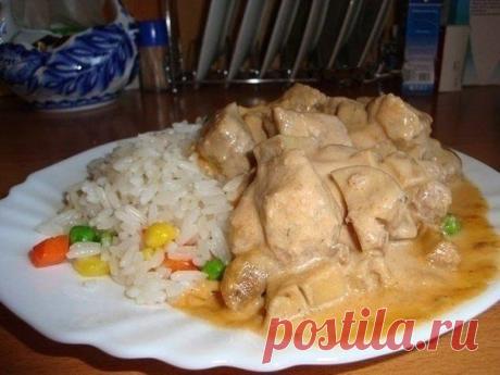 Как приготовить мясо в сырном соусе - рецепт, ингредиенты и фотографии