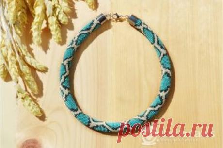 Мастер-класс - вязанный жгут из чешского бисера на нити Canarias