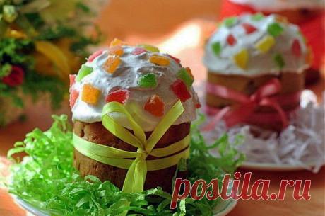 Пасхальный кулич с изюмом