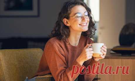 Быстро и эффективно: 5 напитков, которые помогут избавиться от вздутия живота | DOCTORPITER