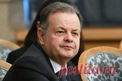 Посол Бразилии заявил об окне возможностей для роста торговли с Россией. Несмотря на международные санкции, компании из России и Бразилии успешно преодолели трудности и добились роста товарооборота между странами. На это в интервью РБК указал посол Бразилии в России Родриго де Лима Баэна Соарес. Он также отметил, что страна делает определенные шаги к увеличению экспорта.