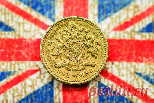 С фунтом на выход. Британцы обвалили курс евро