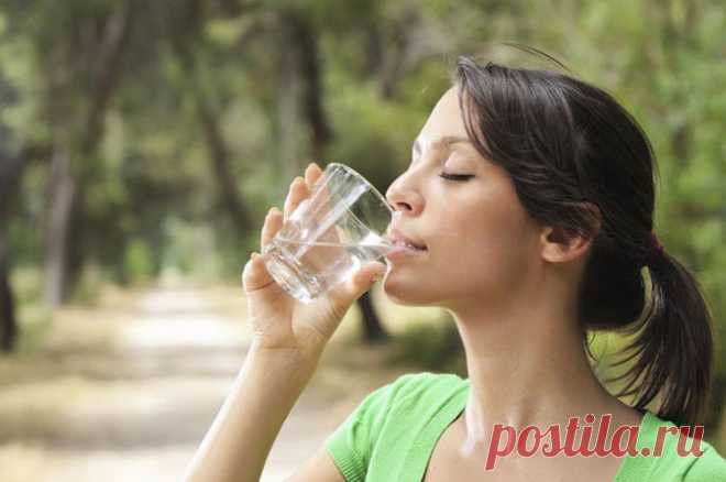 Как приучиться пить больше воды