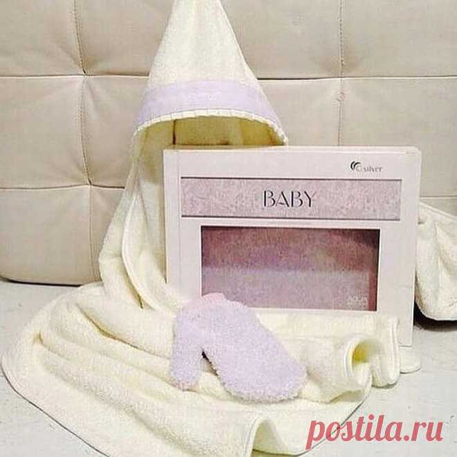 НАБОР AQUAMAGIC BABY ДЛЯ УХОДА ЗА РЕБЕНКОМ 
⠀ 
Прекрасный подарок для НОВОРОЖДЁННОГО МАЛЫША 🤱👼 Здоровье ребенка начинается с чистоты. С ежедневных гигиенических процедур и уборки. Игрушки, детская посуда и другие предметы в детской должны быть свободными от пыли, грязи и микробов. Так же как лицо и тело ребенка. 
⠀
Уникальные свойства микроволокна и его нежная текстура делают изделия AQUAmagic «Бэби» непревзойденны