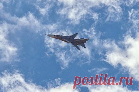 Поджегшему бомбардировщик Су-24 на российском заводе диверсанту продлили арест. Ленинский районный суд Новосибирска продлил арест местному жителю Виктору Скоробогатову, который поджег самолет Су-24 на авиазаводе имени Чкалова. Скоробогатов пробудет под стражей до 13 октября. Его обвиняют в преступлении по пункту «а» части 2 статьи 281 («Диверсия») УК РФ.