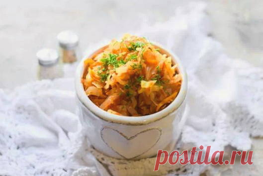 Тушеная капуста на сковороде классическая - Вкусные Идеи