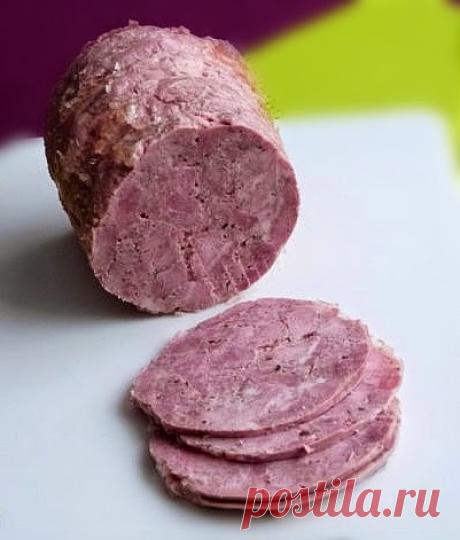Колбаса из свинины  
Вкуснейшая колбаса, приготовленная в ветчиннице.
