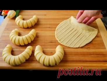 Рецепт ДОМАШНИХ БУЛОЧЕК на молоке. Булочки рогалики с НАЧИНКОЙ - простой рецепт! С джемом Ингредиенты:Тёплое молоко  - 150 млЩепотка соли Дрожжи  - 1 чайная ложка Сахар - 100 граммРастопленное сливочное масло - 70 граммЯйцо  - 1 штукМука  - 400 граммНачинка:Джем малиновый Грецкий орехВыпекать при 180°С 30 минут