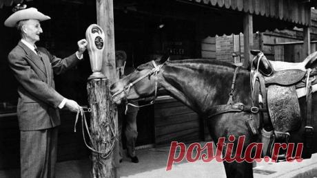 История платных парковок 


Первый в мире паркомат был установлен в Оклахома-Сити (США) 16 июля 1935 года. Он был механический, оплата производилась монетами. Вскоре подобные устройства распространились по всему миру. Паркома…