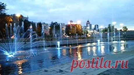 новый музыкальный фонтан на &quot;плотинке&quot; в Екатеринбурге