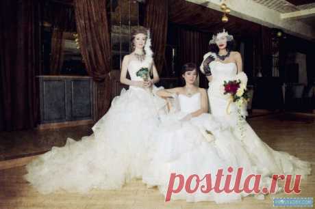 Свадебное преображение Prosavdby.com by Любовь Мамаева: Старый театр с Анной и Верой | Prosvadby.com