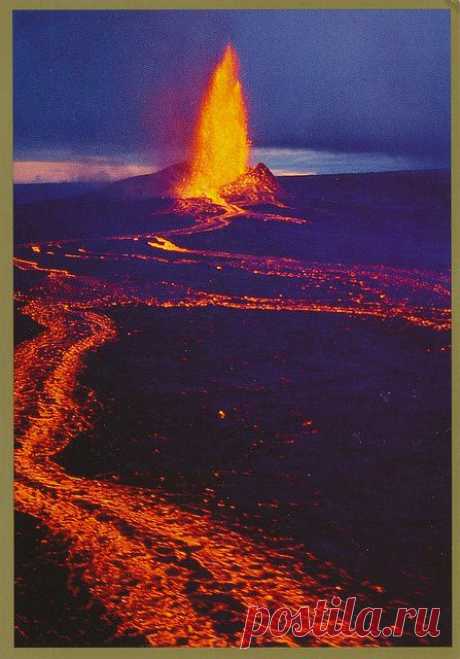 Kilauea Volcano, Hawaii от пользователя Striderv на Flickr | Martine G. приколол(а) это к доске Nature déchaînée