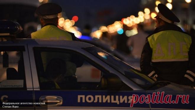 Саратовчане избили инспектора ДПС, попытавшегося остановить авто за тонировку | Федеральное агентство происшествий