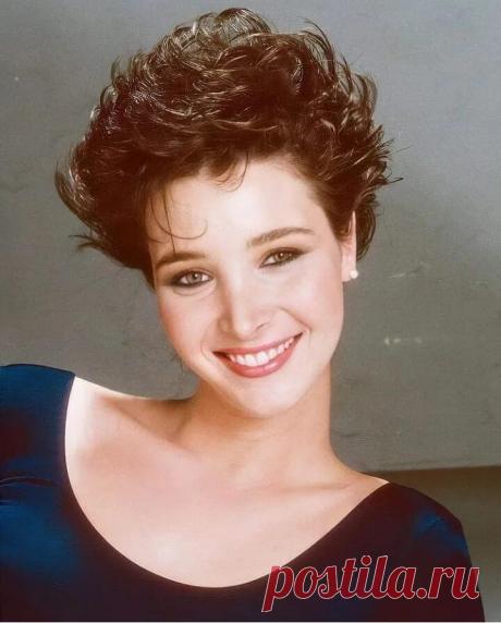 Лиза Кудроу, 30 июля, 1963