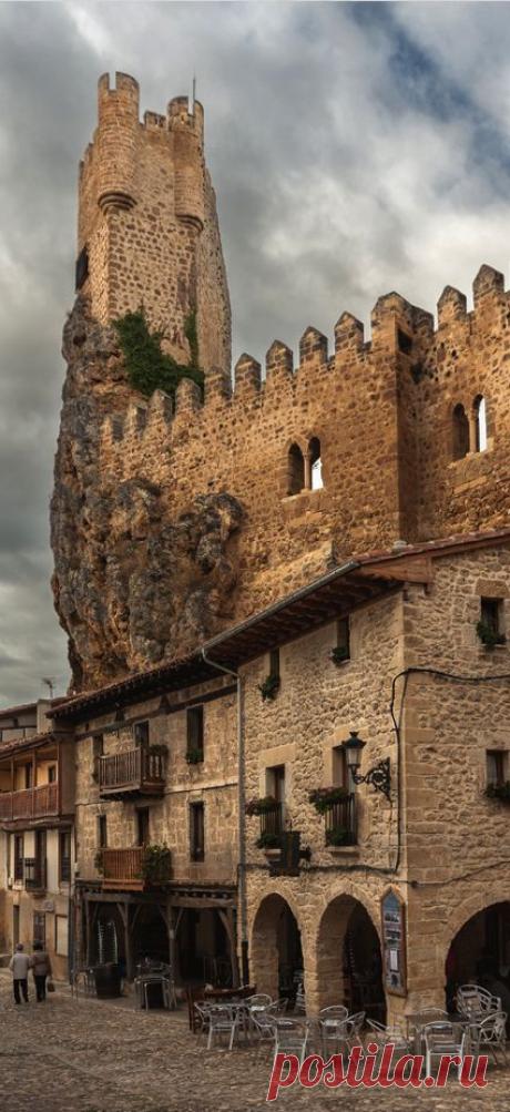 Найдено на сайте media-cache-ec0.pinimg.com.