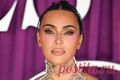 Ким Кардашьян перед сдачей экзамена по юриспруденции обратилась к экстрасенсам