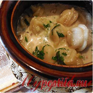 Пельмени в горшочках