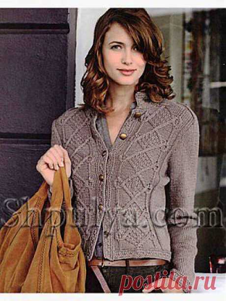 Серый жакет с фантазийным узором , вязаный спицами — Шпуля - сайт о вязании