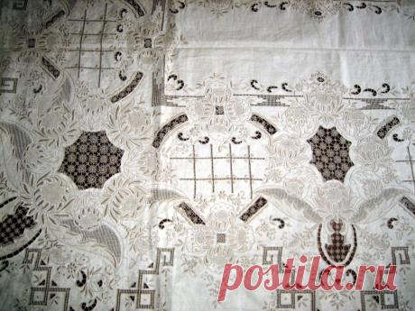 Vintage Linen Banquet Tablecloth Incredible Cutwork Exquisite Hand Work 120x68 | eBay