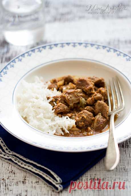 Агнешко Роган Джош - Кашмирско червено къри с агнешко месо / Lamb Rogan Josh