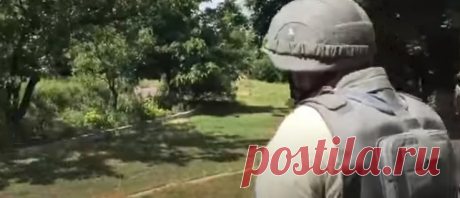 БОЛГАРСКИЕ БОЕПРИПАСЫ ИЗ ЧЕХИИ БЬЮТ ПО ДОНБАССУ ИЗ УКРАИНСКИХ ГРАНАТОМЁТОВ. Война на Донбассе. WarDonbass
Автор Telegram-канала @Sladkov_plus специально для @rt_russian
Так мы талдычим об этом уже несколько лет. Впустую.
Болгарские репортёры уже и расследование провели, и мы их показываем и показываем, эти боеприпасы.