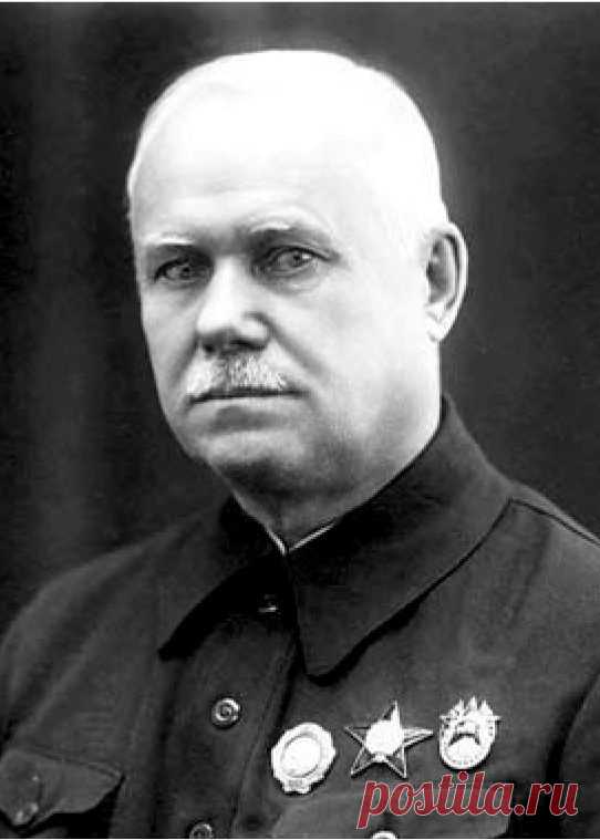 Пулемет Дегтярева: от КВЖД до сопок Маньчжурии 21 декабря 1927 года после испытаний в 30-градусный мороз ручной пулемет системы Дегтярева был рекомендован к принятию на вооружение Красной Армии. С начала 1930-х и до конца 1940-х годов это оружие и его модификации станут основным ручным пулеметом советских Вооруженных Сил...