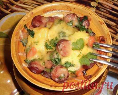 ОБАЛДЕННЫЕ БЛЮДА В ГОРШОЧКАХ: ТОП-10 РЕЦЕПТОВ
Варианты ужина за 30 минут 

1. Горшочки с мясом, фасолью и грибами

ИНГРЕДИЕНТЫ:
● 500 г говядины (свинины, баранины)
● 200 г фасоли
● 300 г помидоров
● 300 г грибов
● 200 г болгарского перца
● 150 г лука
● соль
● перец
● растительное масло

ПРИГОТОВЛЕНИЕ:
Если Вы не любите фасоль, можно ее не добавлять.Вместо маленьких горшочков можно использовать форму для запекания с крышкой, объемом около 2.5 л.Из указанного количества инг...