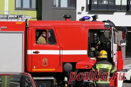 В свердловском МЧС прокомментировали информацию о пожаре на Белоярской АЭС. В главном управлении МЧС по Свердловской области опровергли информацию о пожаре на Белоярской атомной электростанции (АЭС). В ведомстве пояснили, что до этого в соцсетях распространились данные о возгорании в машинном зале реактора №3 на Белоярской АЭС, которое началось вечером 6 ноября.