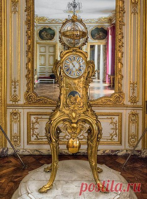Versailles - Astronomical Clock   |  Pinterest
