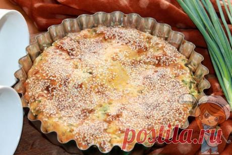 Пирог из жидкого теста с яйцом и луком. Простой и вкусный рецепт