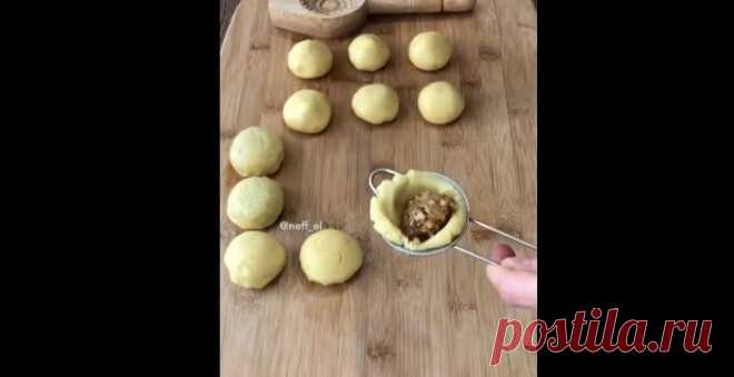 Формовка печенья и булочек с помощью ситечка